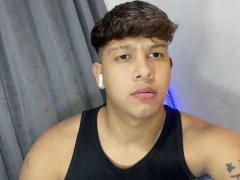 live oral sex model AnthonyGintili