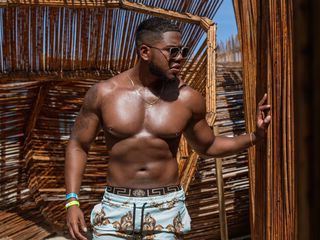 webcam stream model BenjaminCol