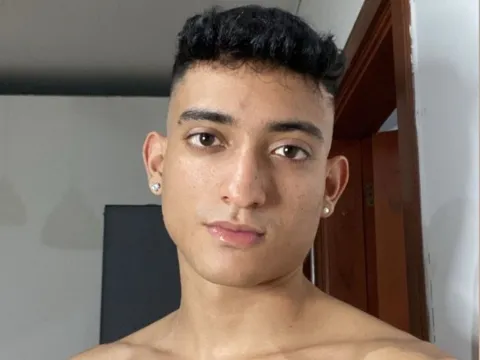 jasmine live cam model BrahyanDymond