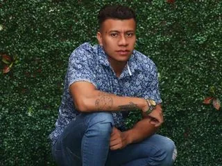 live sex video chat model BrunoJones
