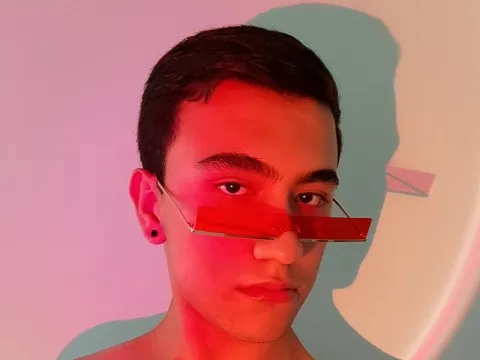 hot live sex chat model CalvinHelps
