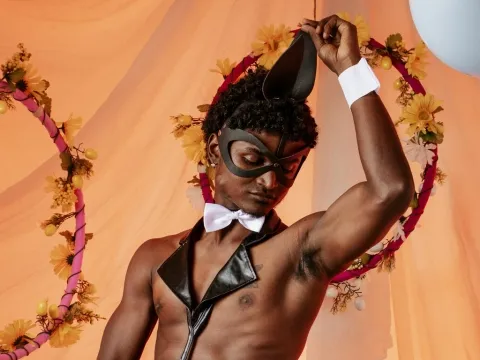 cam show model ConnorZaid