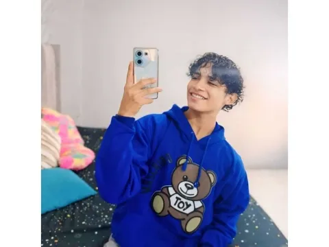 live sex video model DomicPaterson