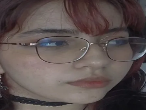 live sex chat model EmilyRoar