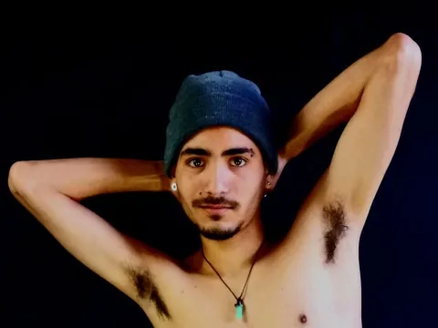 webcam show model EnzoBeco