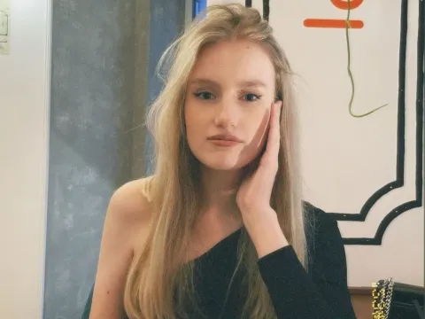 Click here for SEX WITH EvellinaSmith