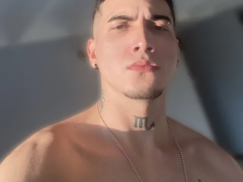 video dating model GaelWilliam