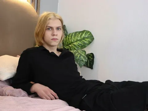 oral sex live model HakuBacker