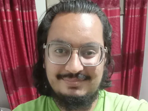 adult chat tv model HuzaifaAhmed