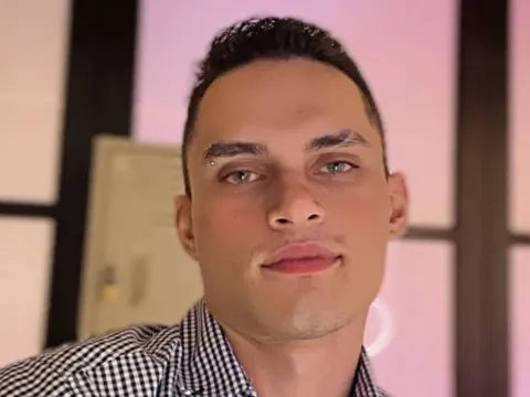 adult video chat model JamesOrtiz