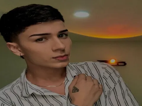 live webcam chat model LucasDominguez
