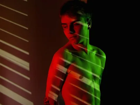 amsterdam show model MarcusClifford
