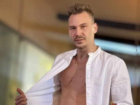 live sex web cam model MateoBenjamin