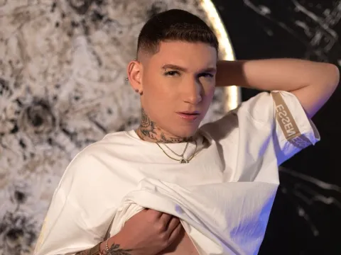 live video chat model MateoDraven