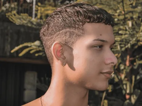 hot adult tv model MiguelOr
