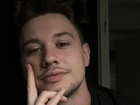 live now model NickDavin