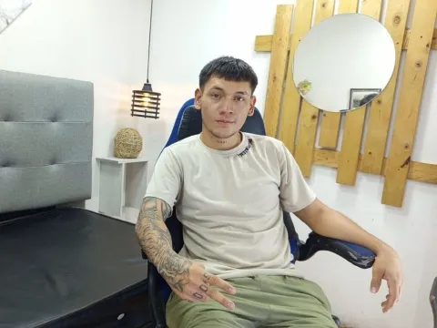 live sex camera model RyanMelbour