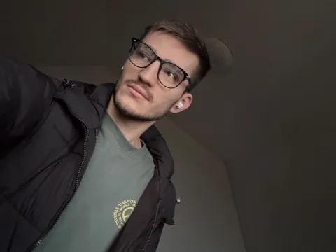 voyeur cam model VincentArthur